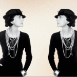 Coco Chanel: “Non lasciare che il fango in cui sei nata ti impedisca di sbocciare. I fiori più forti nascono tra le rovine”