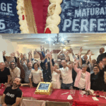 Taglio di Po. La Classe 1975 festeggia 50 anni: una serata tra ricordi, emozioni e amicizia ritrovata