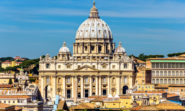 Città dal Vaticano. Conclave 2025 La prima fumata bianca alle 19. Si vota il successore di Papa Francesco