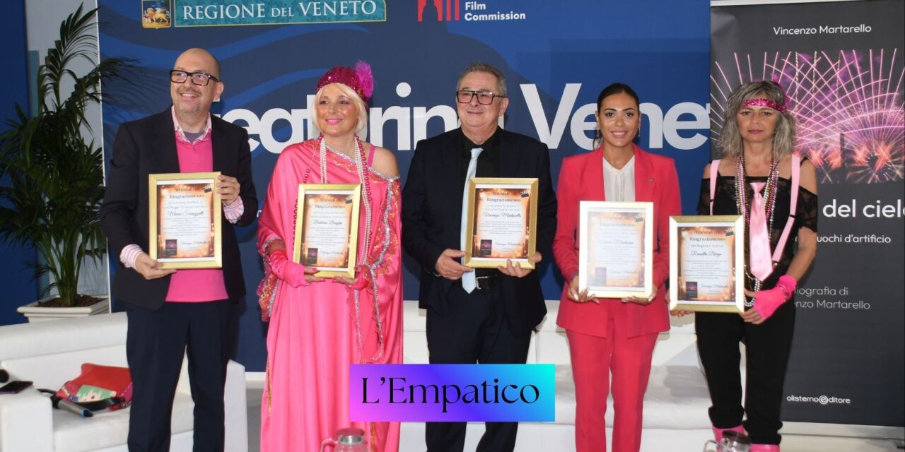 Lido di Venezia. “Il pittore del cielo” di Vincenzo Martarello, applaudito in occasione della Mostra del Cinema